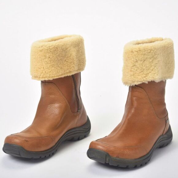 Uggs Brown Leather Ankle Shearling Cuff Bootie Size US 8  / EUR 39 - Picture 2 of 6